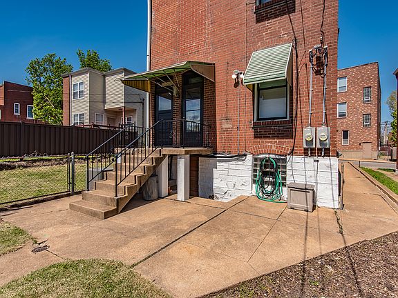 5th image of 2820 Arsenal St #1F
