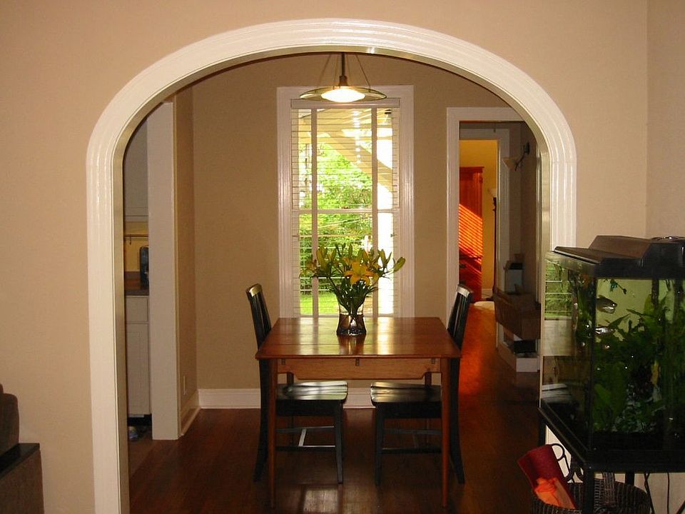 1st image of 1006 Woodland Ave