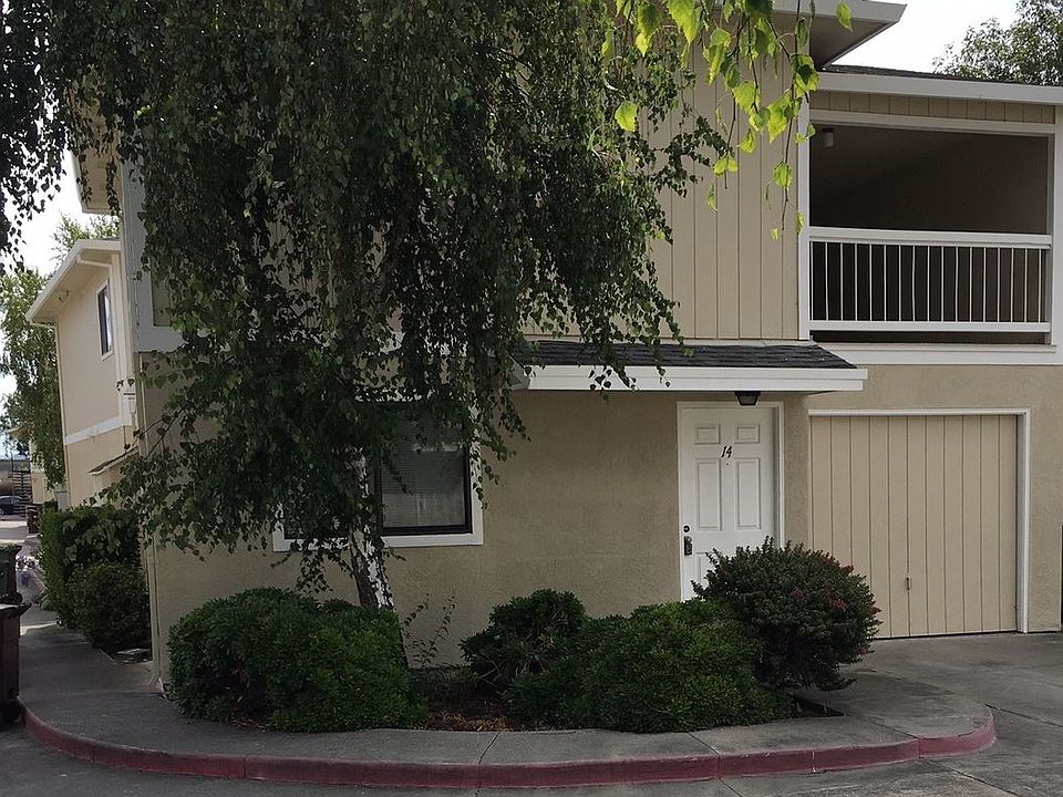 1st image of 21663 Garden Ave APT 14
