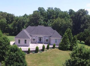 8099 Meadowland Dr, Locust Grove, VA 22508