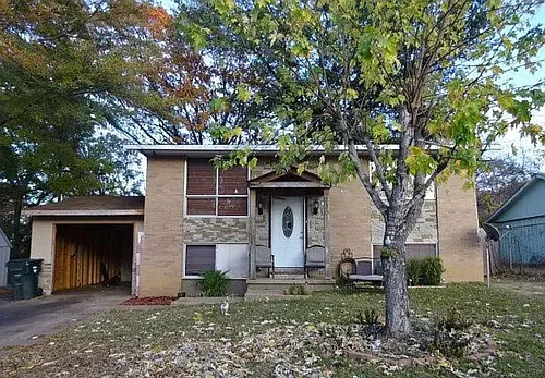 2301 N Englewood Ave Photo 1 2301 N Englewood Ave Photo 1