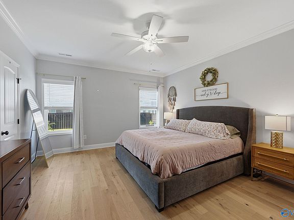 4th image of 12 Ginsberg Rd