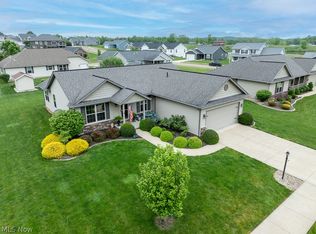 459 Gasser Cir SE, New Philadelphia, OH