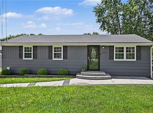 5215 NE 60th Ter, Gladstone, MO 64119
