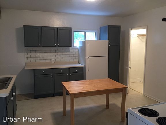 4th image of 463 Houseman Ave NE #2