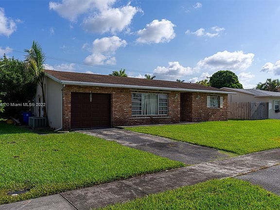 2nd image of 6473 NW 20th St