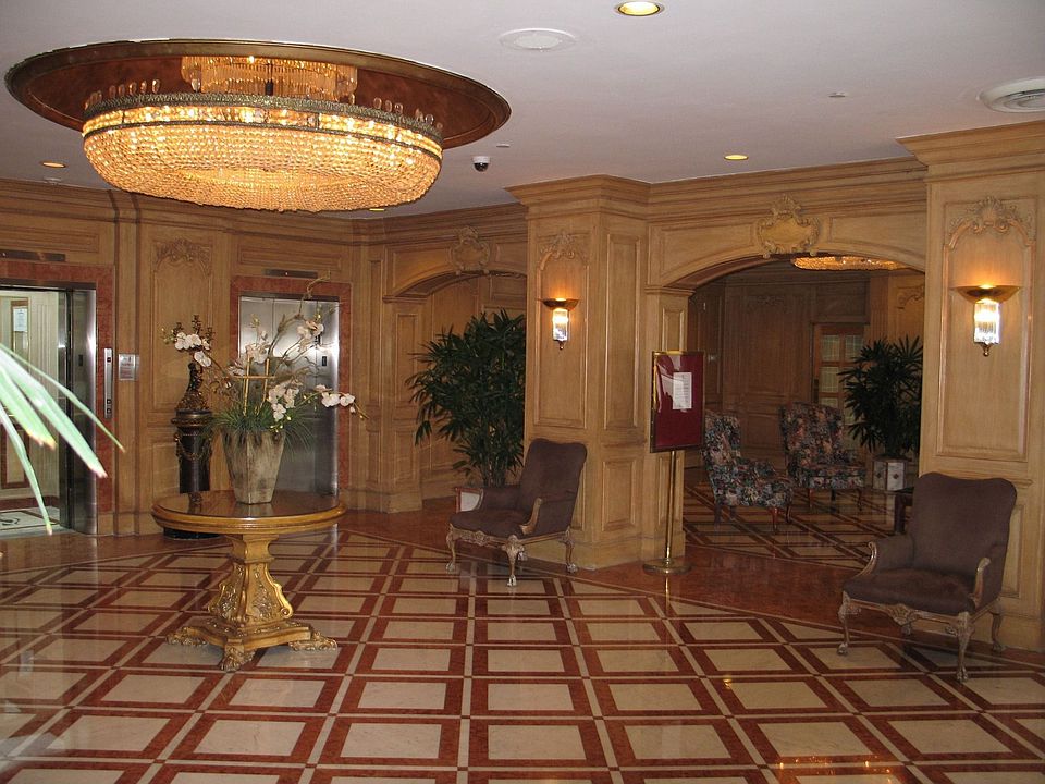 1st image of 700 Biltmore Way APT 816