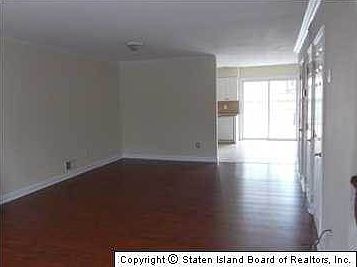 5th image of 953 Rossville Ave
