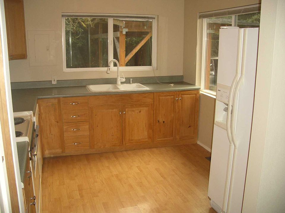 Bright large kitchen