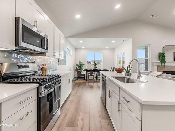 4th image of 6851 W Constantine Ln