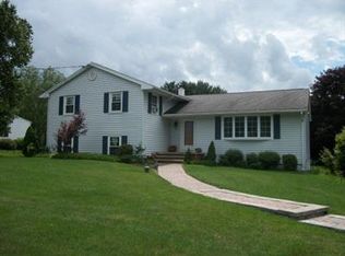 32 Carson Dr, Elmira, NY 14903