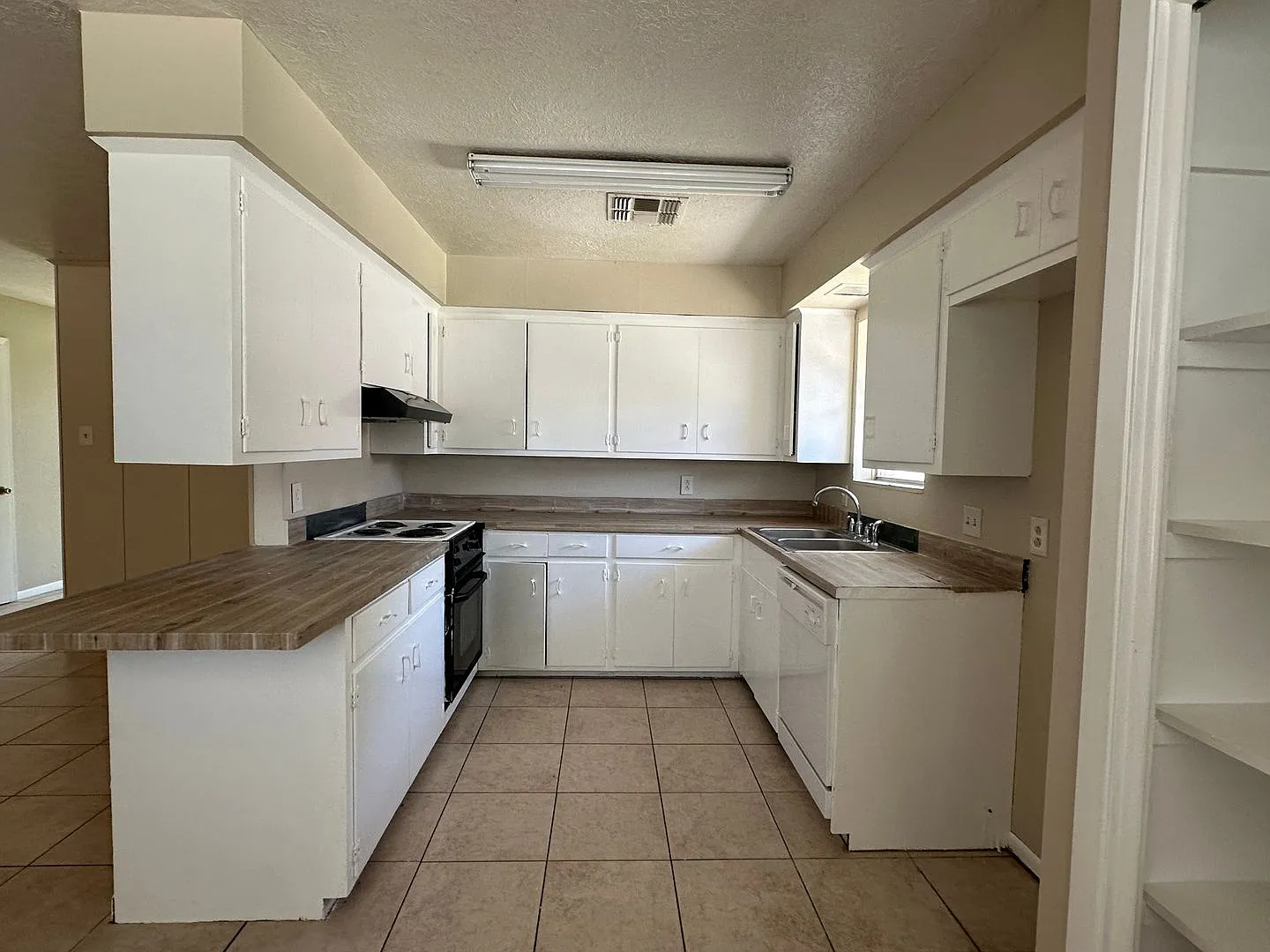 Ready for move in — Photo 2