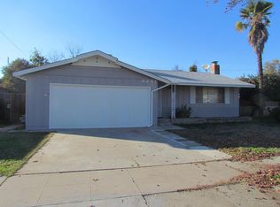 3241 N Ezie Ave, Fresno, CA 93727