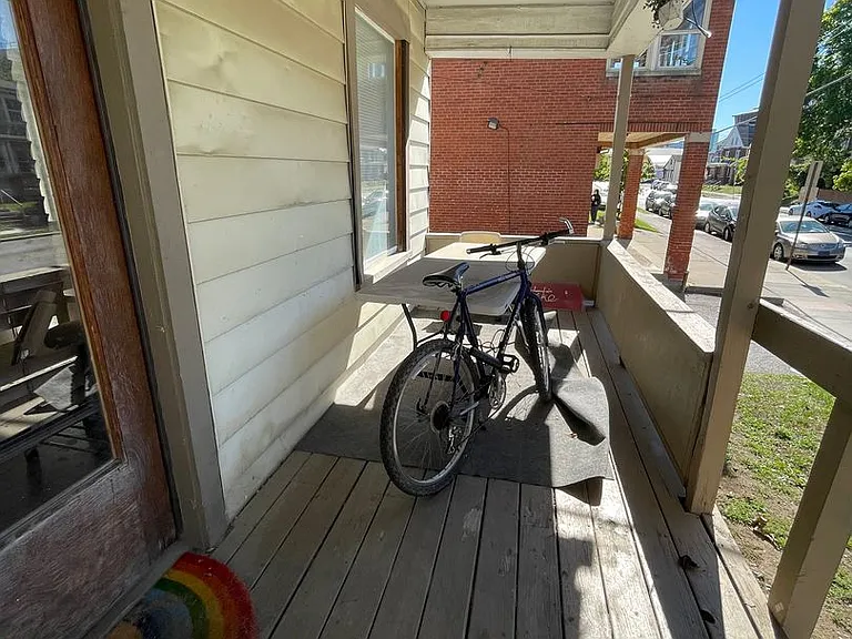 2252 Neil Ave — Photo 7