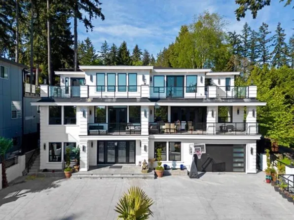 14203 Trites Rd, Surrey, BC V3X 3E7