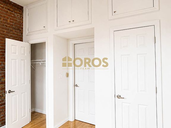2nd image of 217 E 10th St APT 17