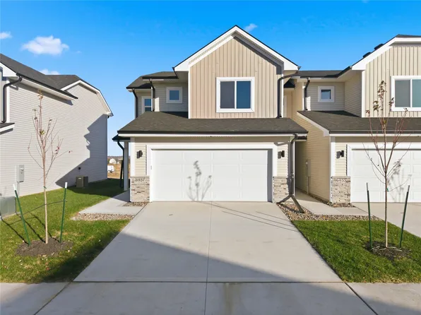 6937 Poppy Ct, Johnston, IA 50131