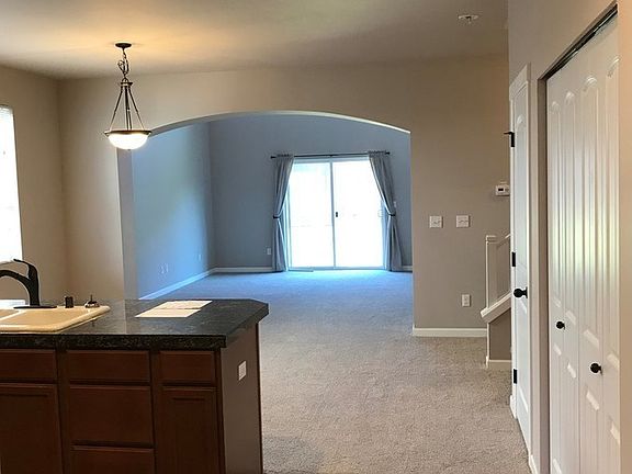 2nd image of 602 Cherrywood Dr SW