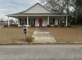 299 Rose Ave, Hartford, AL 36344