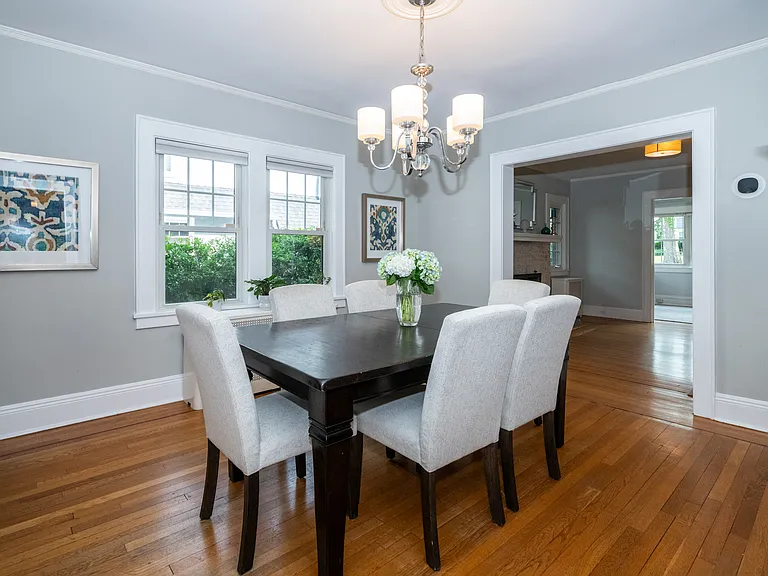 17 Bonnett Ave — Photo 8