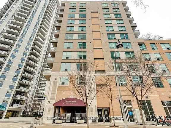 5th image of 70 Alexander St #703