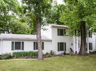 144 Ridgecrest Dr, Chesterfield, MO 63017