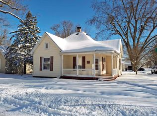 601 Grand Ave, Saint David, IL