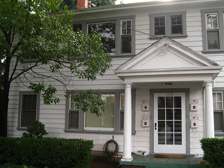 1519 Bath St #B — Photo 1