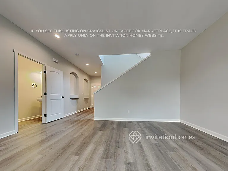 7068 Bailey St SE — Photo 4