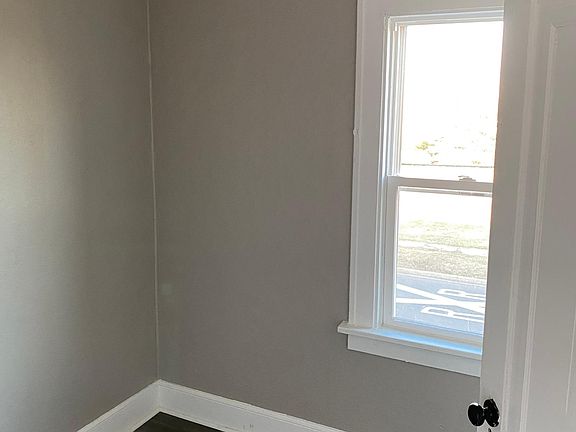 4th image of 1125 9th St #2S