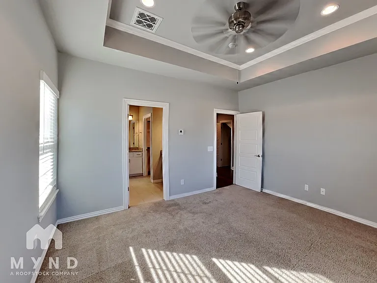 5903 SW Gentle Winds Ave — Photo 14