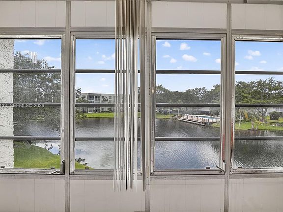 2nd image of 9330 Lagoon Pl APT 307
