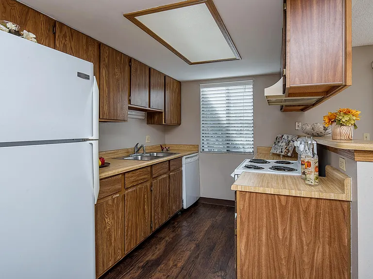 17003 E Tennessee Dr #104 — Photo 7
