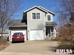 317 11th Avenue A Ct #A, Silvis, IL 61282