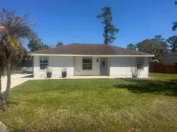 121 Cornell Rd, Saint Augustine, FL 32086
