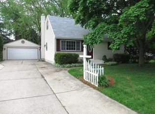 3201 Avalon St, Lansing, MI