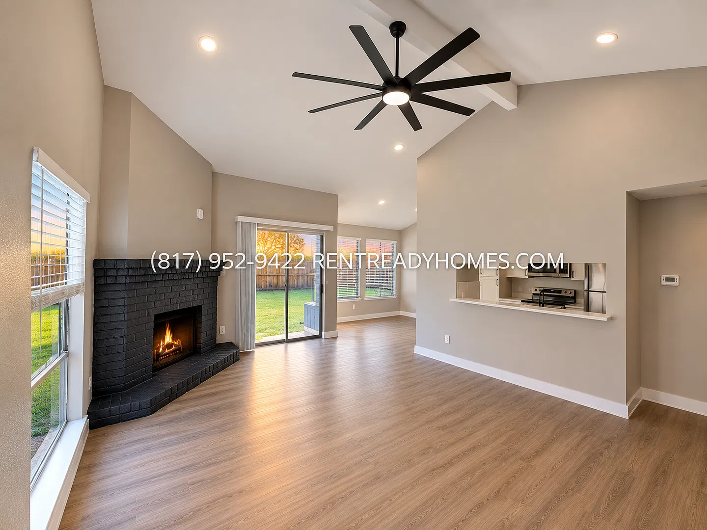 6215 Foxleigh Rd - 3 Bedroom Home Near I-10 in East Houston — Photo 2