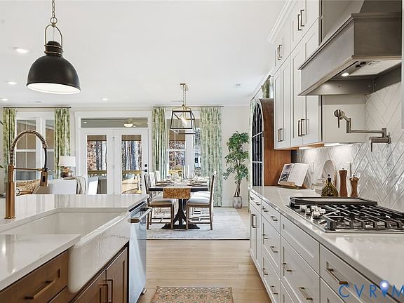 4th image of 19000 Palisades Rdg