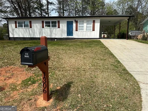 1306 Cochise Cir, Austell, GA 30168