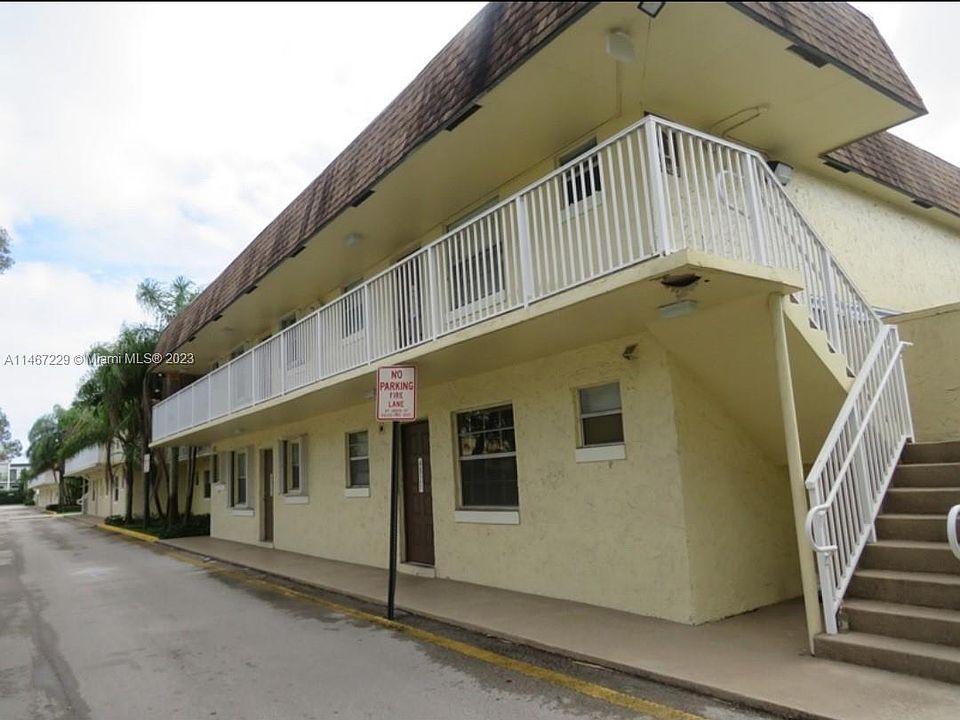 2nd image of 4827 NW 9th Dr #4827