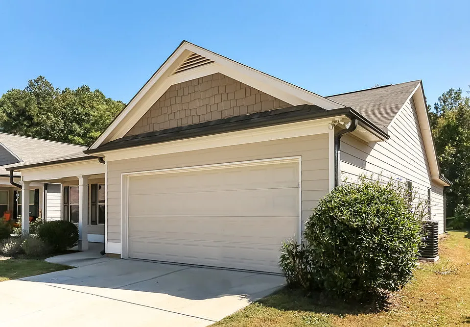 270 Eagles Pkwy