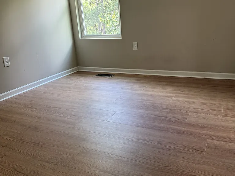 1103 Epiphany Rd — Photo 11