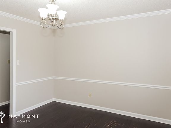 4th image of 145 Whisperwood Ln