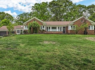 222 Van Rensselaer Blvd, Menands, NY 12204