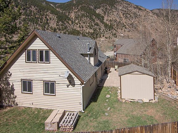 3rd image of 1580 Main St