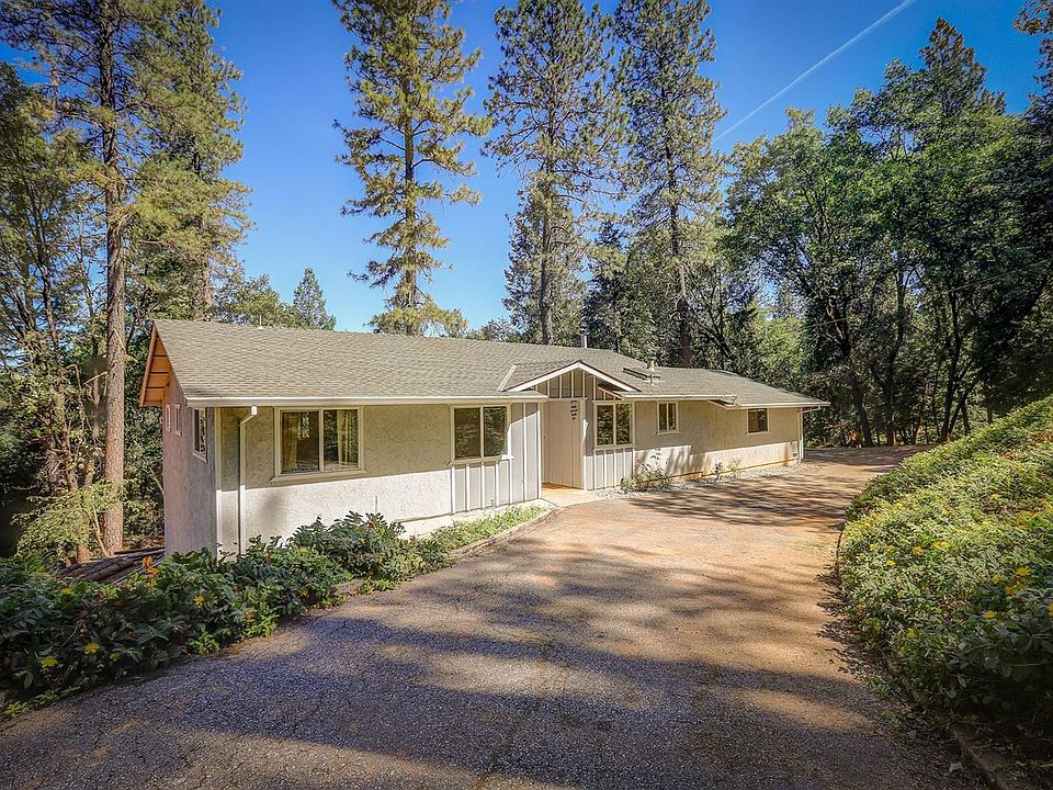 1st image of 10450 Quail Dr