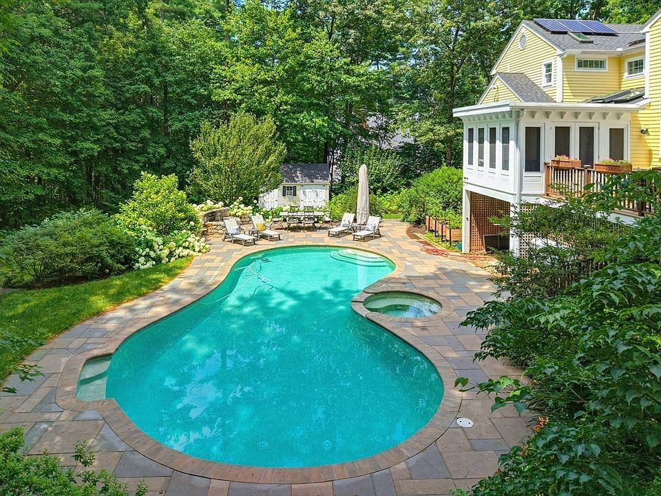 1st image of 53 Spring Rd