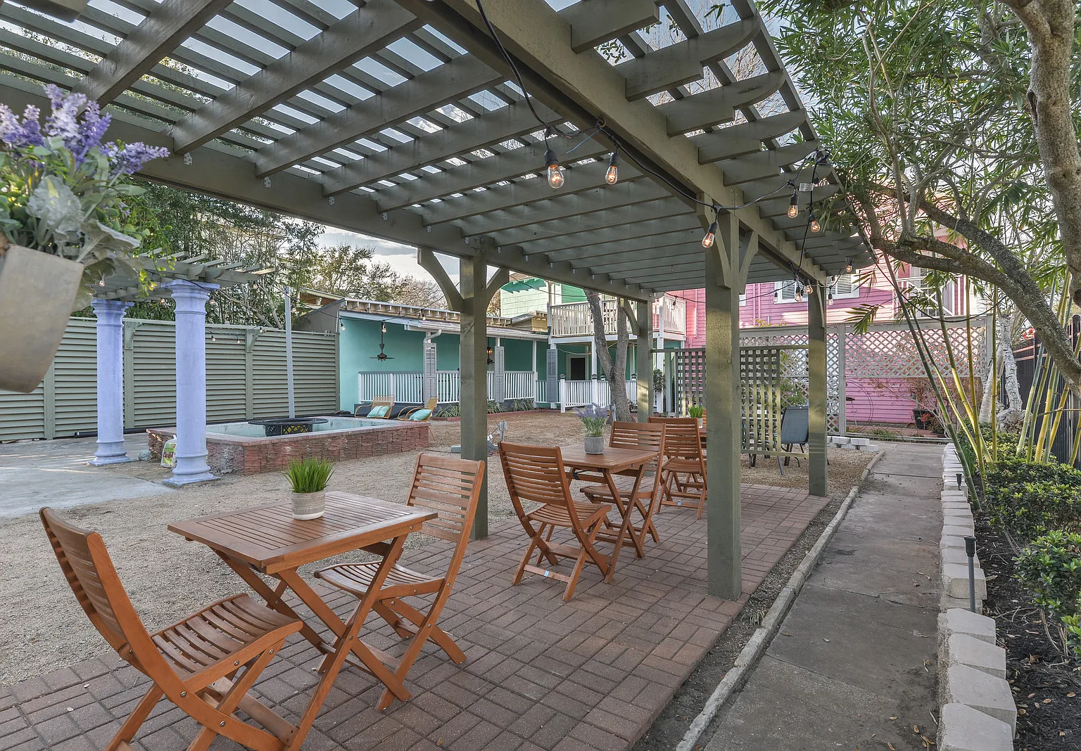 1 bed, 900 sqft, $1,450 — Photo 3