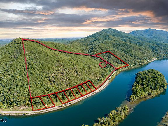 2nd image of 5437 Calderwood Hwy