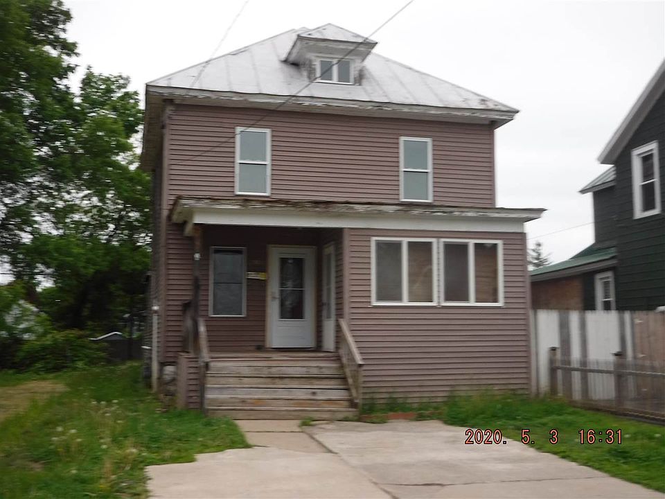 1st image of 818 Congress St